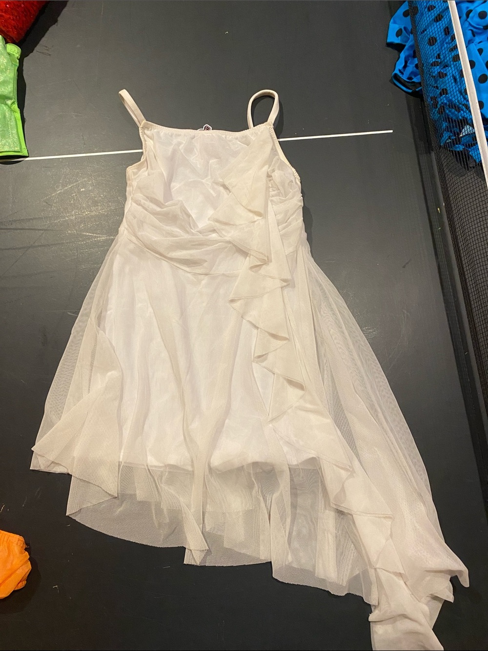 White Dance costume, Adult small